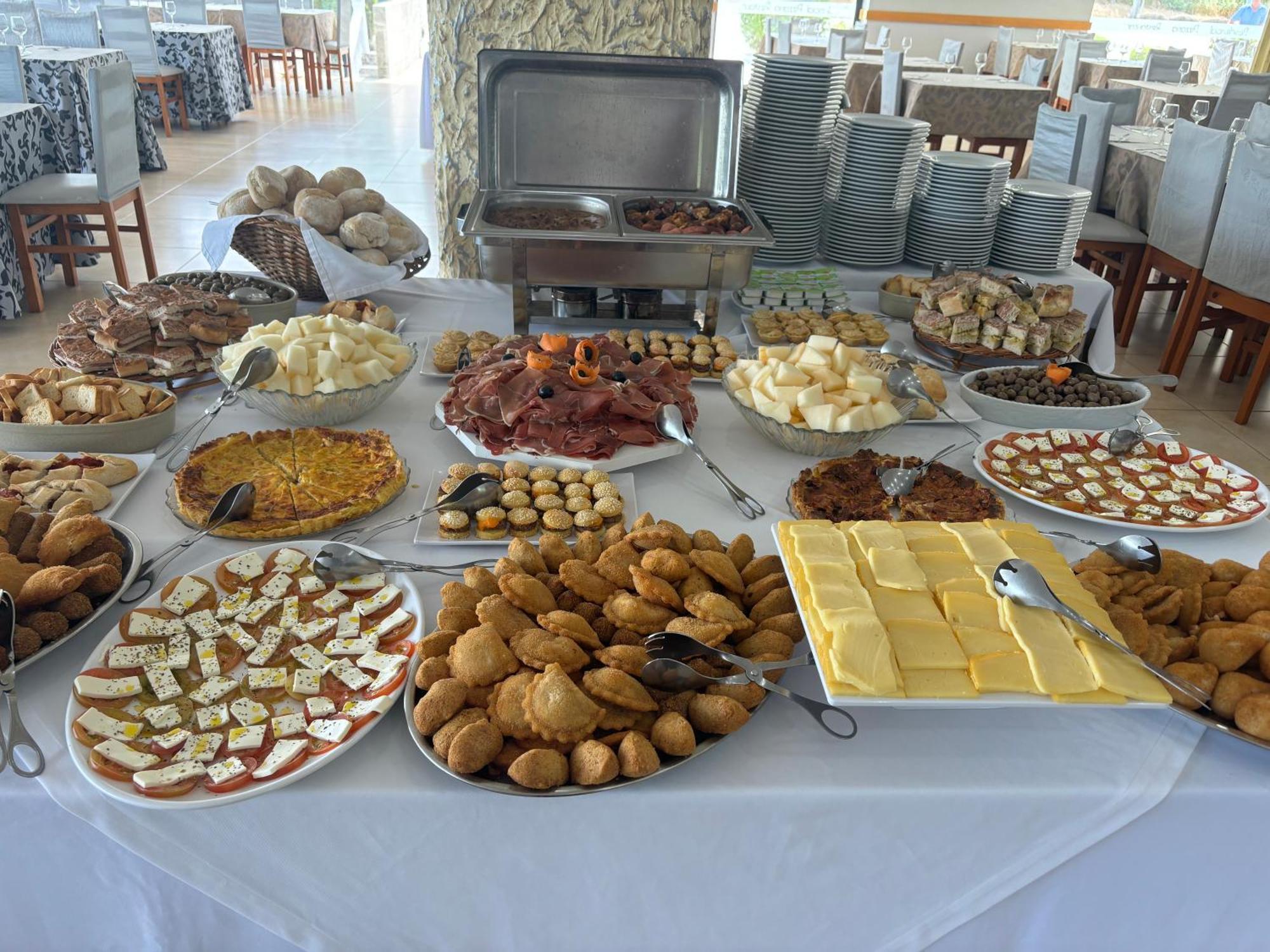 אגיאר דה ביירה Restaurante Residencial Pizzaria S. Estevao מראה חיצוני תמונה